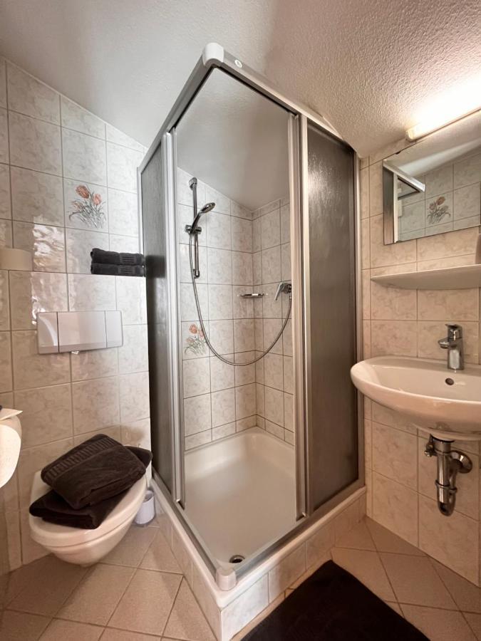 Untergrundgut Villa ลีโอกัง ภายนอก รูปภาพ
